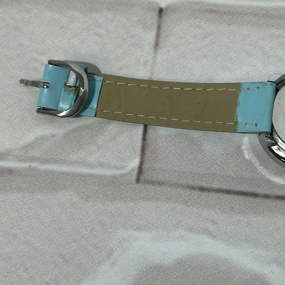 Disney Winnie the Pooh Watch Light Blue Leather Strap Floral Butterfly 3537 - Picture 7 of 7